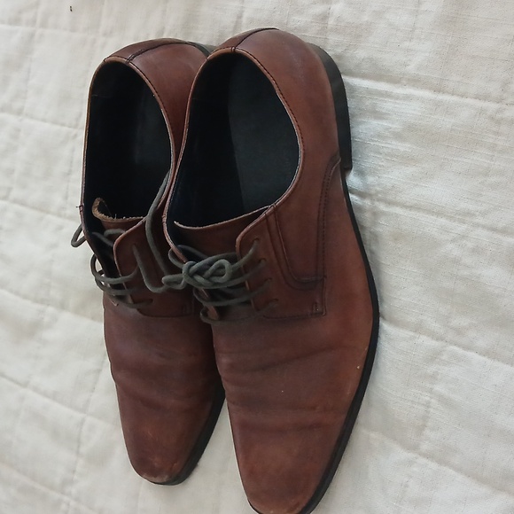 Dress shoes - Picture 3 of 4